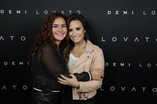 Demi_Lovato_28429-181.jpg