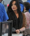 11621_Preppie_Demi_Lovato_at_LAX_Airport_919_122_556lo.jpg