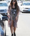 CU-Demi_Lovato_shopping_in_Los_Angeles-06.jpg