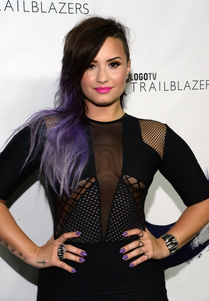 Demi_Lovato_08-21.jpg