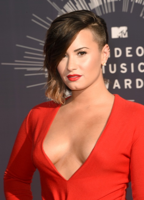 Demi_Lovato_26-25.jpg