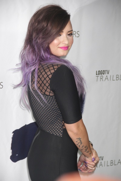 Demi_Lovato_38-16.jpg