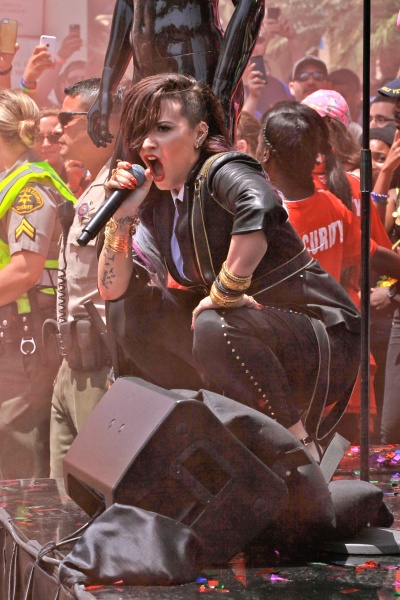 Demi_Lovato_89-0-0.jpg