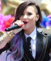 Demi_Lovato_66-0-0.jpg