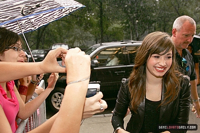 August_12th_-_Arriving_At_The_Hotel_In_New_York_City__28729.jpg
