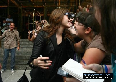 August_12th_-_Arriving_At_The_Hotel_In_New_York_City__28929.jpg