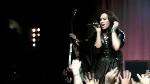 Demi_Lovato_-_Here_We_Go_Again_-_Music_Video_28HQ29_450.jpg