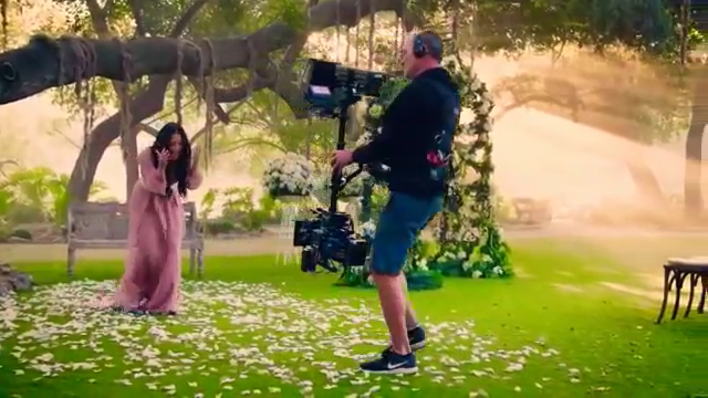Demi_Lovato_-_Tell_Me_You_Love_Me_28_Behind_The_Scenes_29_mp42472.png