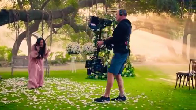 Demi_Lovato_-_Tell_Me_You_Love_Me_28_Behind_The_Scenes_29_mp42479.png