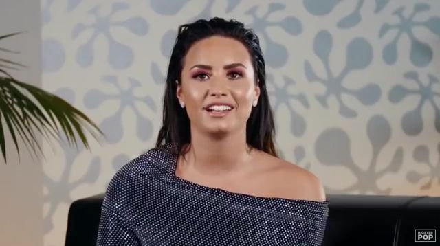 Demi_Lovato_reacts_to_old_music_videos_-_Digster_Pop_Throwback_mp41855.jpg