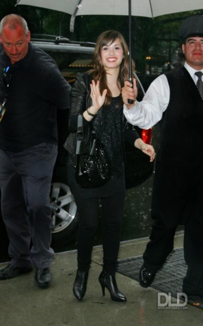 August_12th_-_Arriving_At_The_Hotel_In_New_York_City__28129.jpg