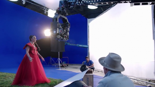 Behind_the_Scenes_of_Demi_Lovato_and_DJ_Khaled__I_Believe__video_for_A_WRINKLE_IN_TIME_mp41240.jpg