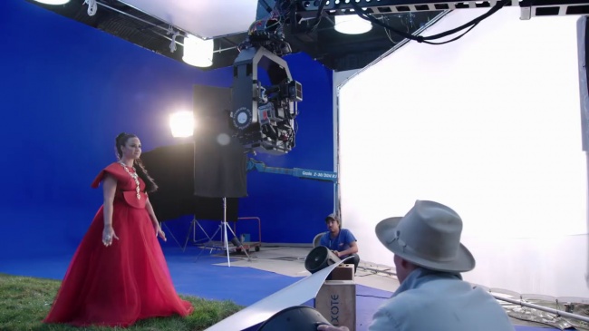 Behind_the_Scenes_of_Demi_Lovato_and_DJ_Khaled__I_Believe__video_for_A_WRINKLE_IN_TIME_mp41279.jpg