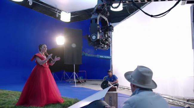 Behind_the_Scenes_of_Demi_Lovato_and_DJ_Khaled__I_Believe__video_for_A_WRINKLE_IN_TIME_mp41311.jpg