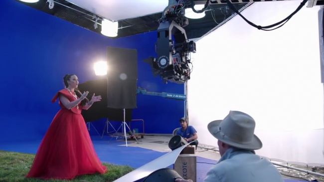 Behind_the_Scenes_of_Demi_Lovato_and_DJ_Khaled__I_Believe__video_for_A_WRINKLE_IN_TIME_mp41319.jpg