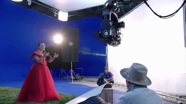 Behind_the_Scenes_of_Demi_Lovato_and_DJ_Khaled__I_Believe__video_for_A_WRINKLE_IN_TIME_mp41344.jpg