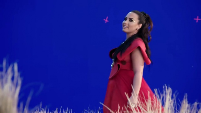 Behind_the_Scenes_of_Demi_Lovato_and_DJ_Khaled__I_Believe__video_for_A_WRINKLE_IN_TIME_mp41536.jpg