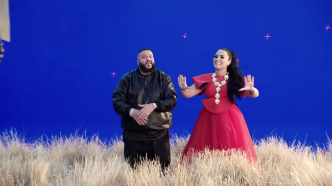 Behind_the_Scenes_of_Demi_Lovato_and_DJ_Khaled__I_Believe__video_for_A_WRINKLE_IN_TIME_mp41808.jpg