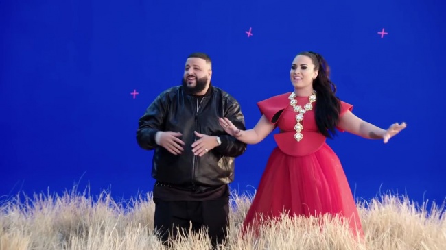 Behind_the_Scenes_of_Demi_Lovato_and_DJ_Khaled__I_Believe__video_for_A_WRINKLE_IN_TIME_mp41823.jpg