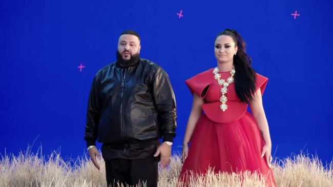 Behind_the_Scenes_of_Demi_Lovato_and_DJ_Khaled__I_Believe__video_for_A_WRINKLE_IN_TIME_mp42047.jpg