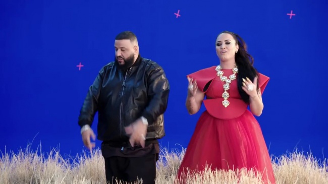 Behind_the_Scenes_of_Demi_Lovato_and_DJ_Khaled__I_Believe__video_for_A_WRINKLE_IN_TIME_mp42072.jpg