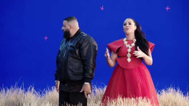 Behind_the_Scenes_of_Demi_Lovato_and_DJ_Khaled__I_Believe__video_for_A_WRINKLE_IN_TIME_mp42104.jpg