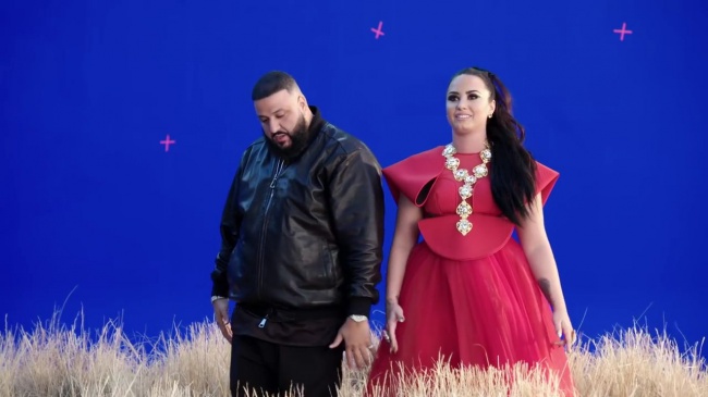 Behind_the_Scenes_of_Demi_Lovato_and_DJ_Khaled__I_Believe__video_for_A_WRINKLE_IN_TIME_mp42192.jpg