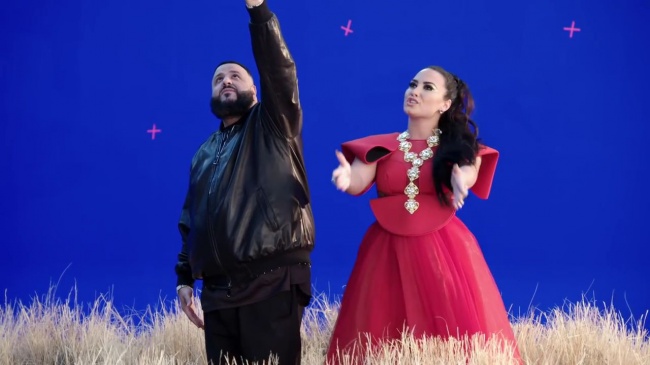 Behind_the_Scenes_of_Demi_Lovato_and_DJ_Khaled__I_Believe__video_for_A_WRINKLE_IN_TIME_mp42263.jpg