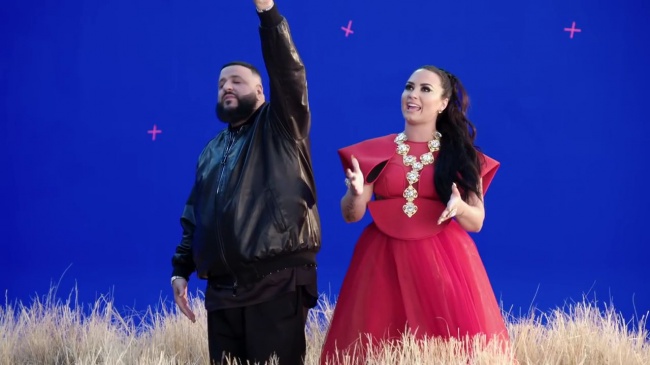 Behind_the_Scenes_of_Demi_Lovato_and_DJ_Khaled__I_Believe__video_for_A_WRINKLE_IN_TIME_mp42327.jpg