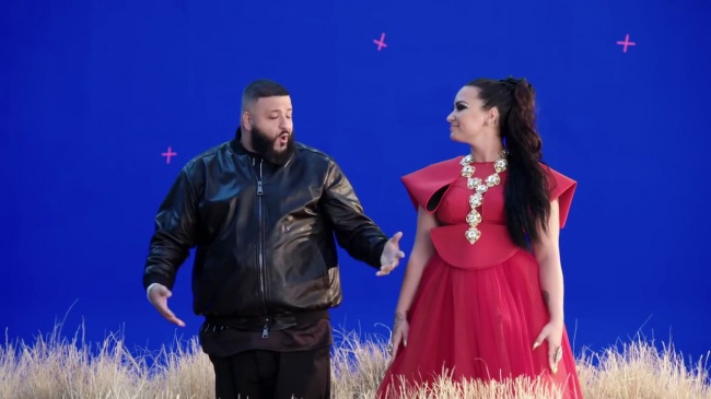 Behind_the_Scenes_of_Demi_Lovato_and_DJ_Khaled__I_Believe__video_for_A_WRINKLE_IN_TIME_mp42423.jpg