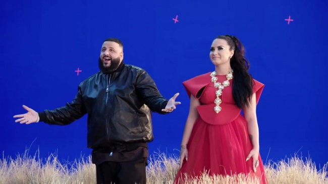 Behind_the_Scenes_of_Demi_Lovato_and_DJ_Khaled__I_Believe__video_for_A_WRINKLE_IN_TIME_mp42455.jpg
