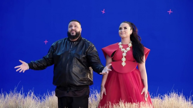 Behind_the_Scenes_of_Demi_Lovato_and_DJ_Khaled__I_Believe__video_for_A_WRINKLE_IN_TIME_mp42487.jpg