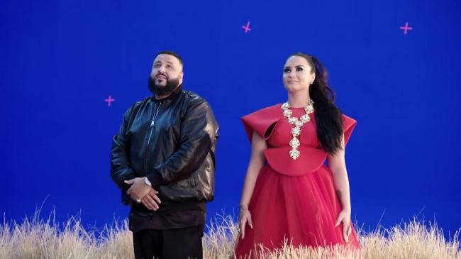 Behind_the_Scenes_of_Demi_Lovato_and_DJ_Khaled__I_Believe__video_for_A_WRINKLE_IN_TIME_mp42536.jpg