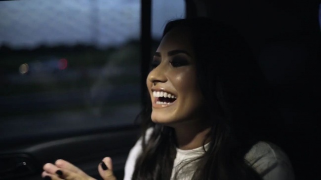 Demi_Lovato-_Simply_Complicated_-_Official_Documentary5Bvia_torchbrowser_com5D_mp4100296.jpg