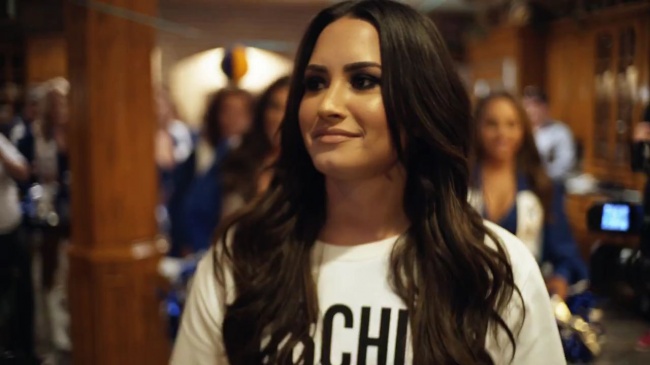 Demi_Lovato-_Simply_Complicated_-_Official_Documentary5Bvia_torchbrowser_com5D_mp4100440.jpg