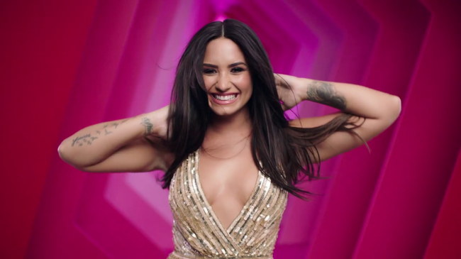 Demi_Lovato-_Simply_Complicated_-_Official_Documentary5Bvia_torchbrowser_com5D_mp41910.png