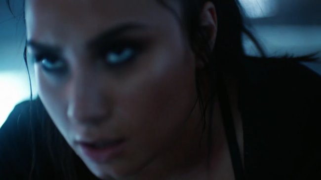 Demi_Lovato-_Simply_Complicated_-_Official_Documentary5Bvia_torchbrowser_com5D_mp41965.png