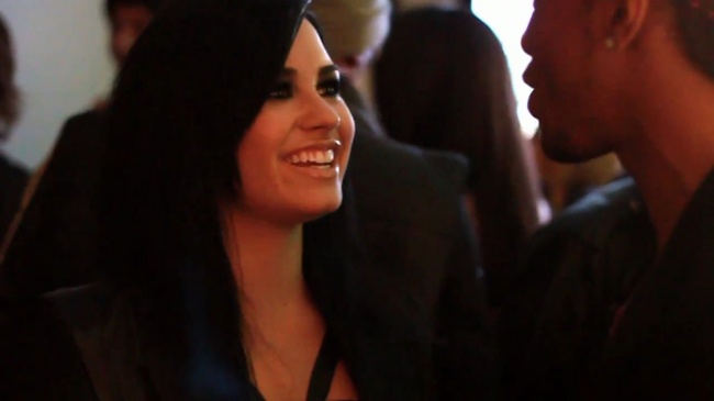 Demi_Lovato-_Simply_Complicated_-_Official_Documentary5Bvia_torchbrowser_com5D_mp436507~0.jpg