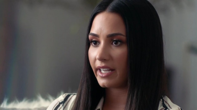 Demi_Lovato-_Simply_Complicated_-_Official_Documentary5Bvia_torchbrowser_com5D_mp436779.jpg