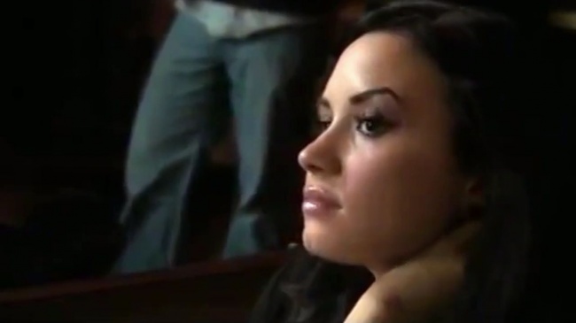 Demi_Lovato-_Simply_Complicated_-_Official_Documentary5Bvia_torchbrowser_com5D_mp451945.jpg