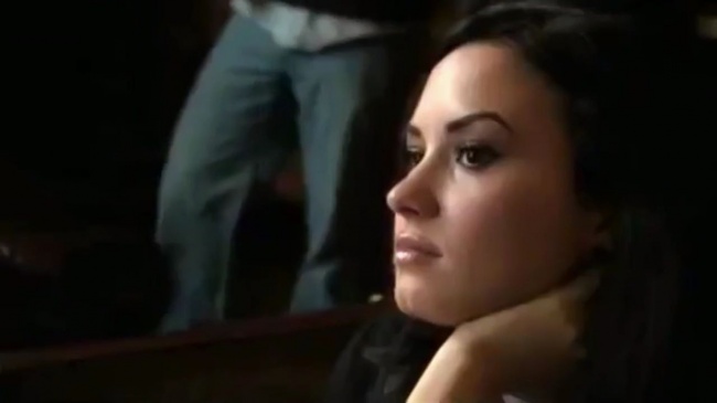 Demi_Lovato-_Simply_Complicated_-_Official_Documentary5Bvia_torchbrowser_com5D_mp451960.jpg