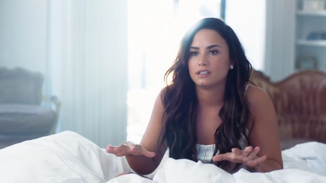 Demi_Lovato-_Simply_Complicated_-_Official_Documentary5Bvia_torchbrowser_com5D_mp479904.jpg