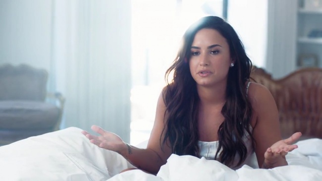 Demi_Lovato-_Simply_Complicated_-_Official_Documentary5Bvia_torchbrowser_com5D_mp479968.jpg