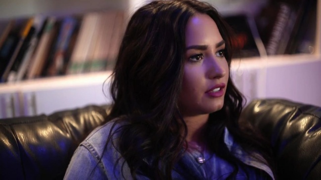 Demi_Lovato-_Simply_Complicated_-_Official_Documentary5Bvia_torchbrowser_com5D_mp491529.jpg
