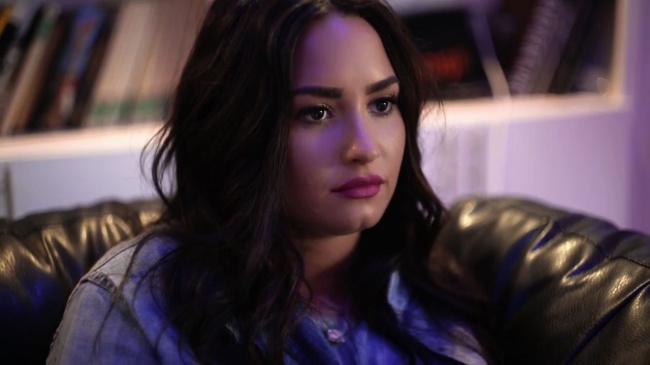 Demi_Lovato-_Simply_Complicated_-_Official_Documentary5Bvia_torchbrowser_com5D_mp491720.jpg
