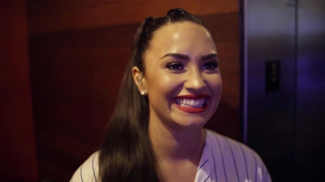 Demi_Lovato-_Simply_Complicated_-_Official_Documentary5Bvia_torchbrowser_com5D_mp498696.jpg