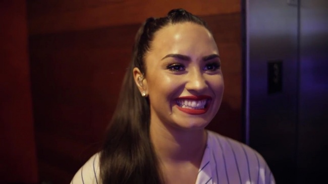 Demi_Lovato-_Simply_Complicated_-_Official_Documentary5Bvia_torchbrowser_com5D_mp498697.jpg
