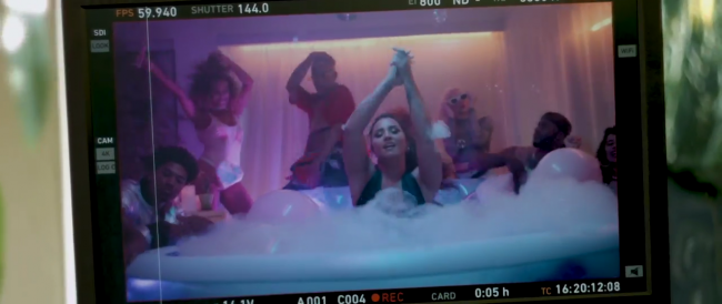 Demi_Lovato_-_-Sorry_Not_Sorry-_28Behind_The_Scenes295Bvia_torchbrowser_com5D_mp40561.png