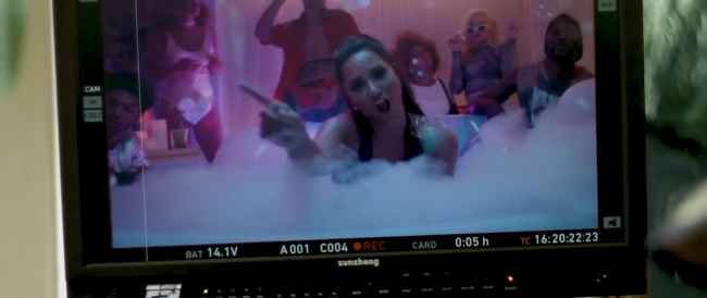 Demi_Lovato_-_-Sorry_Not_Sorry-_28Behind_The_Scenes295Bvia_torchbrowser_com5D_mp40662.png