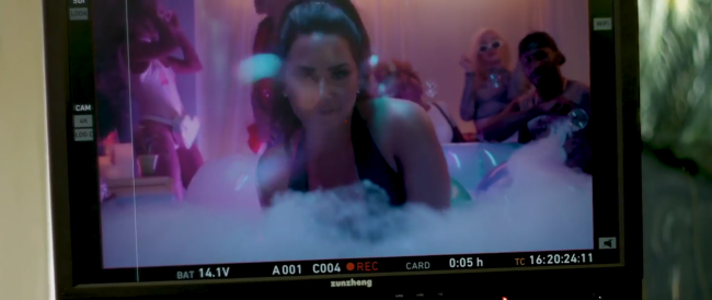 Demi_Lovato_-_-Sorry_Not_Sorry-_28Behind_The_Scenes295Bvia_torchbrowser_com5D_mp40678.png